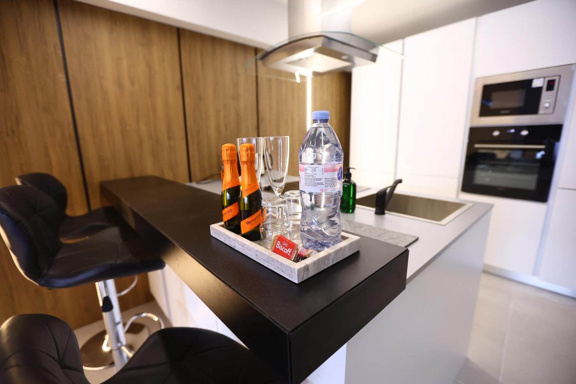 Jam Apartments Кобленц Екстериор снимка