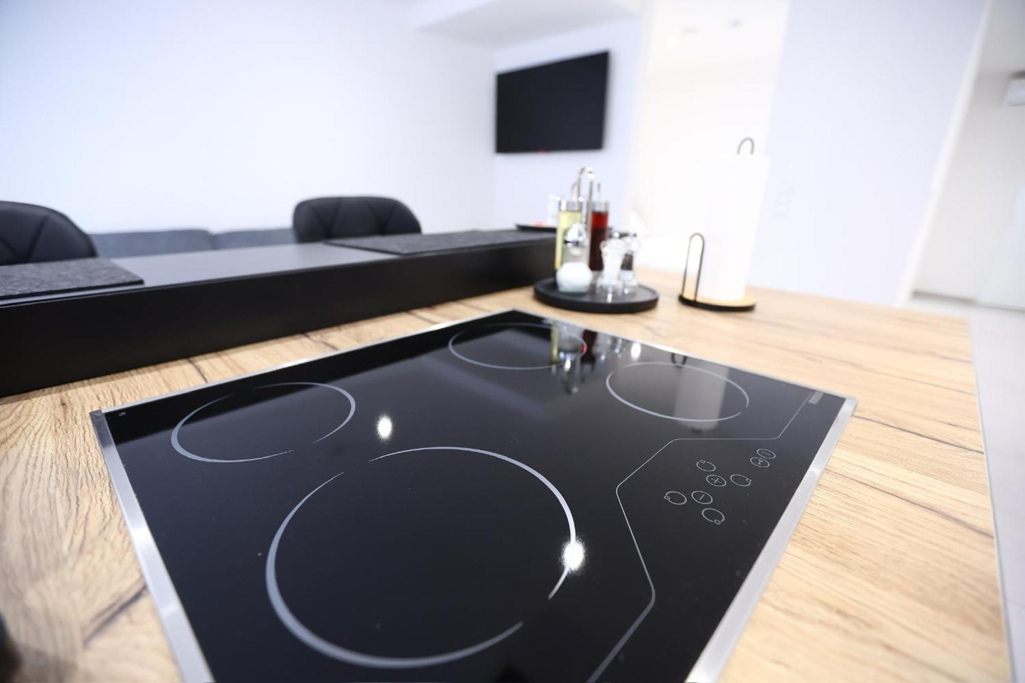 Jam Apartments Кобленц Екстериор снимка