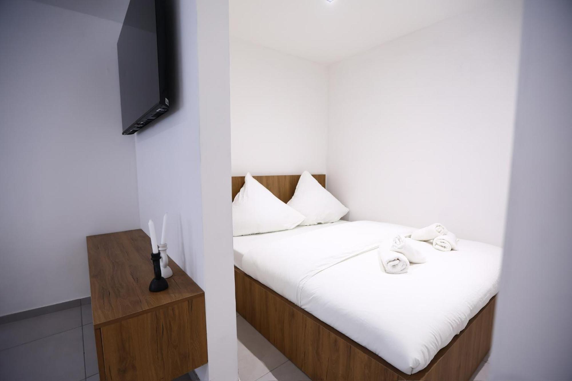 Jam Apartments Кобленц Екстериор снимка