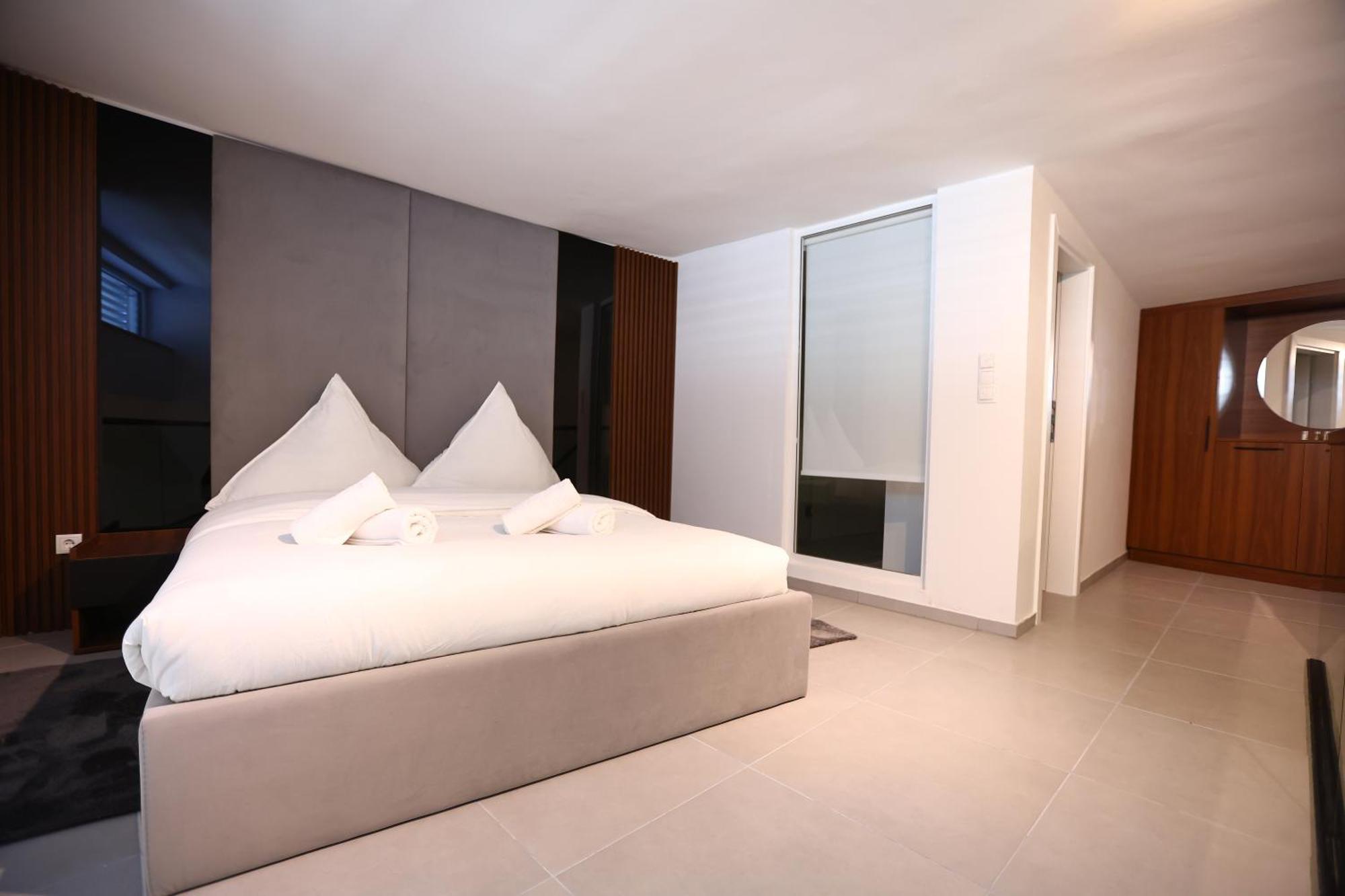 Jam Apartments Кобленц Екстериор снимка